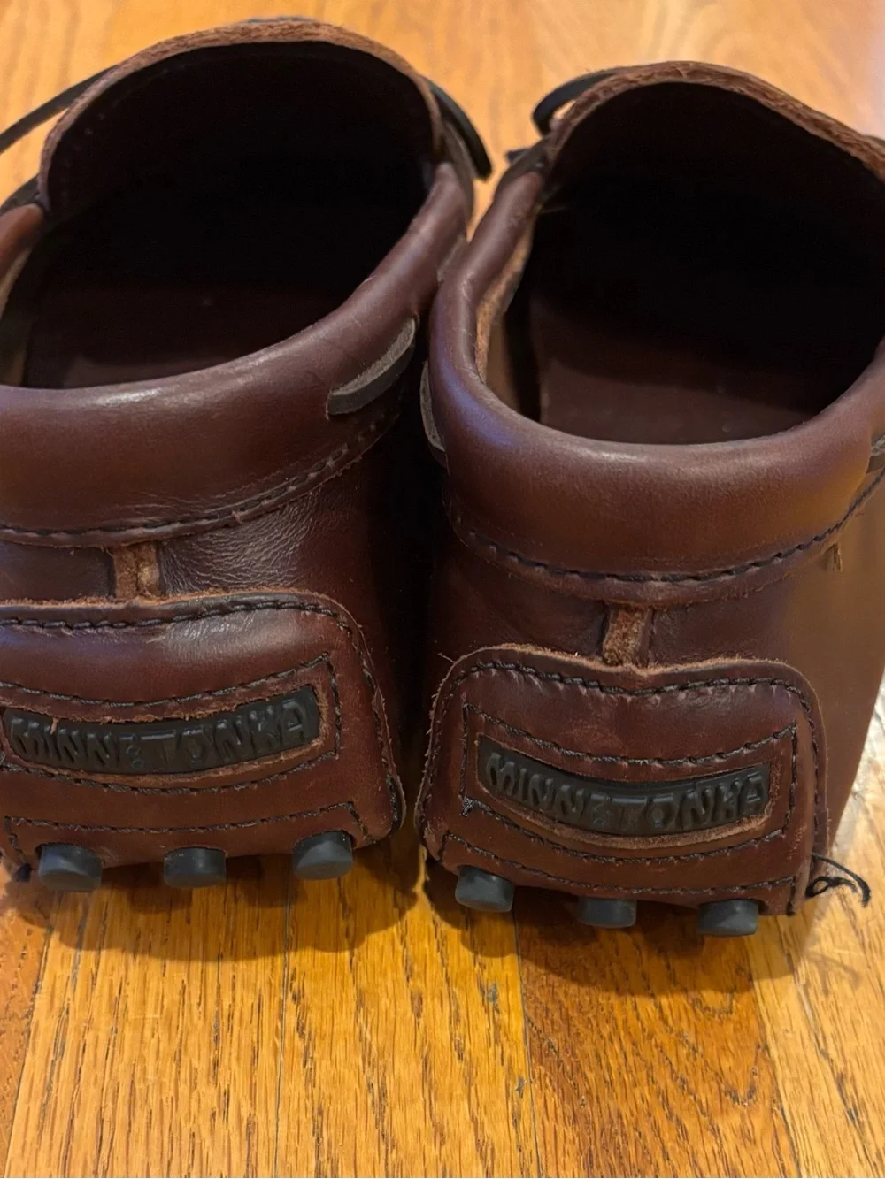 Minnetonka Leather Moccasin Loafers dark brown Mens 9.5